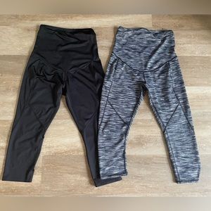 Two pack A Glow maternity Capri leggings